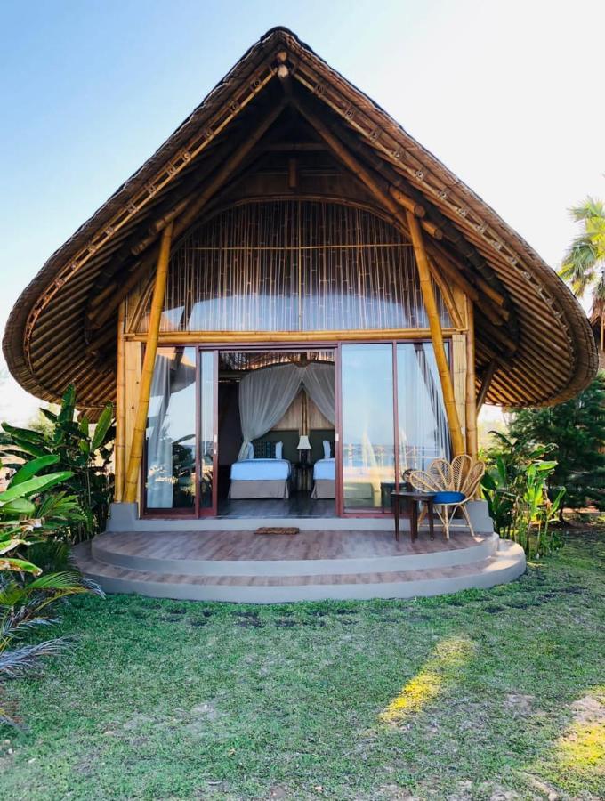 ホテル Tanoma Sumba Maujawa エクステリア 写真