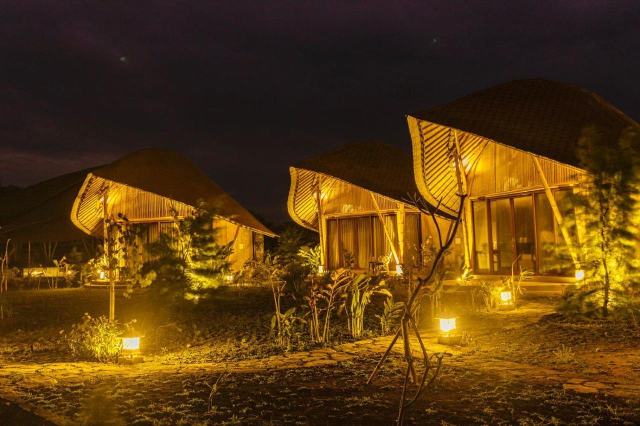 ホテル Tanoma Sumba Maujawa エクステリア 写真